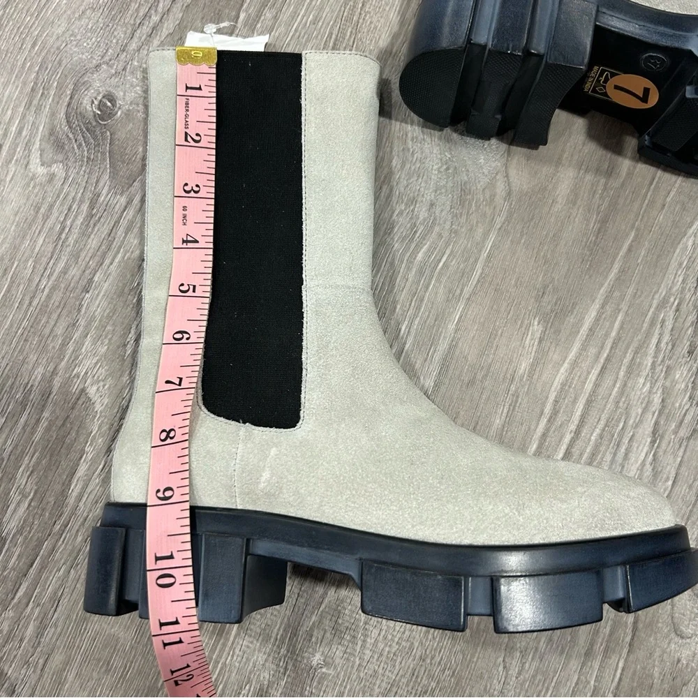 Free People Brooks Lug Sole Chelsea Boot Size 37